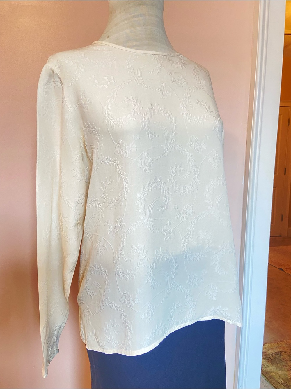 Talbots 100 percent Silk Cream Embossed Long-Sleeve Women's Top